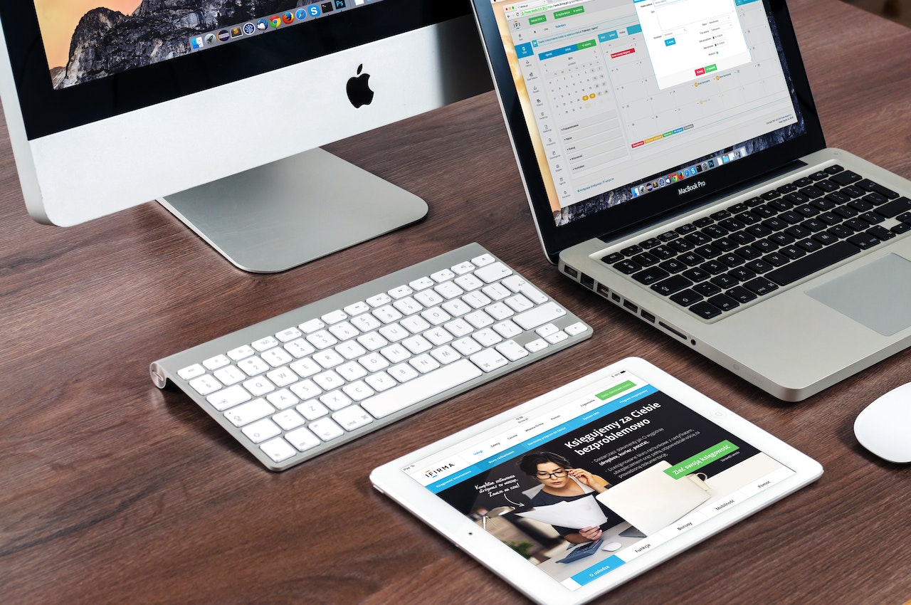 The Advantages of Web Hosting Services